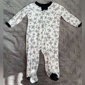Honest Brand Skeleton Skull footie pajamas size 3-6
